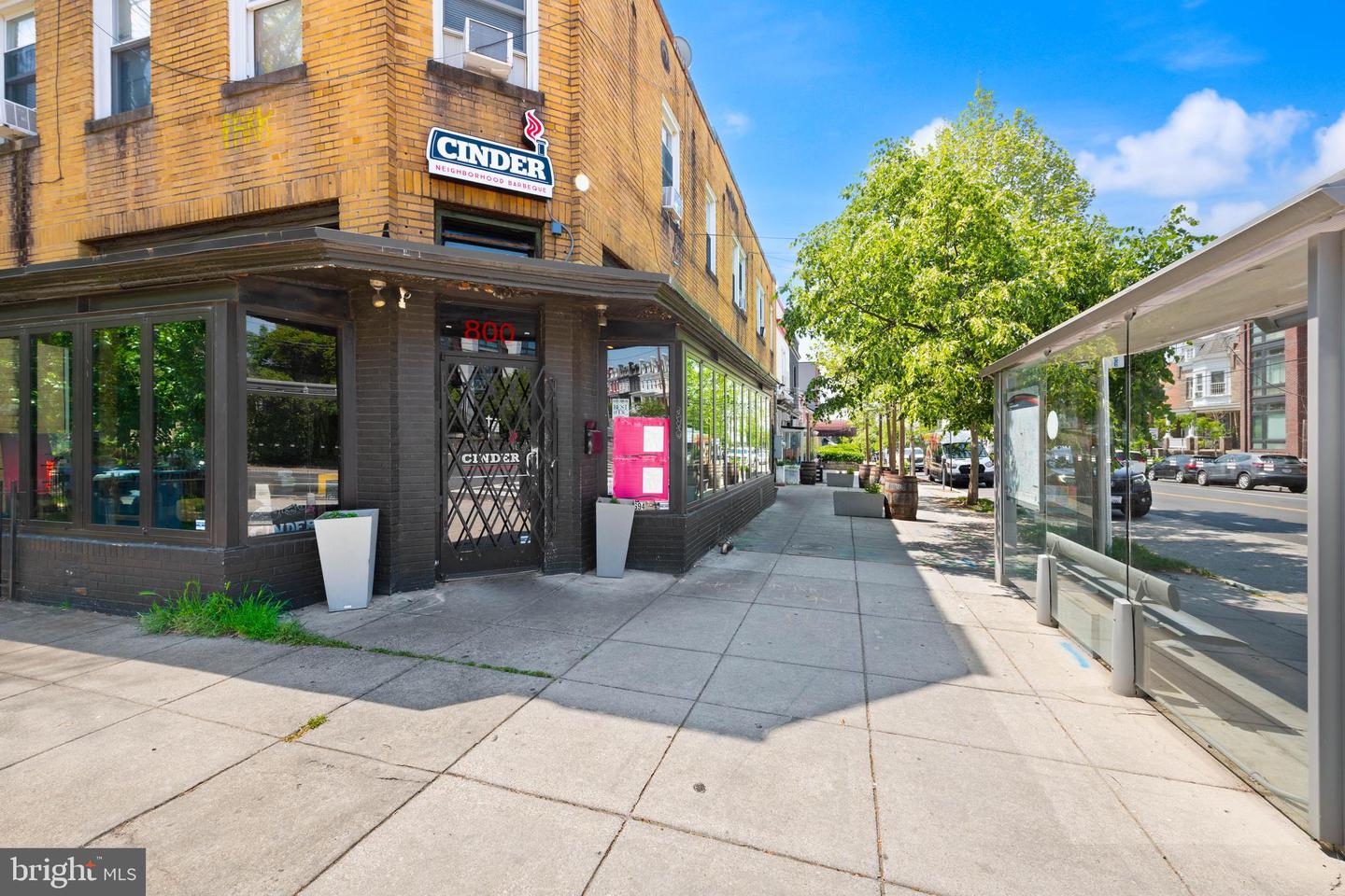 728 Farragut St NW