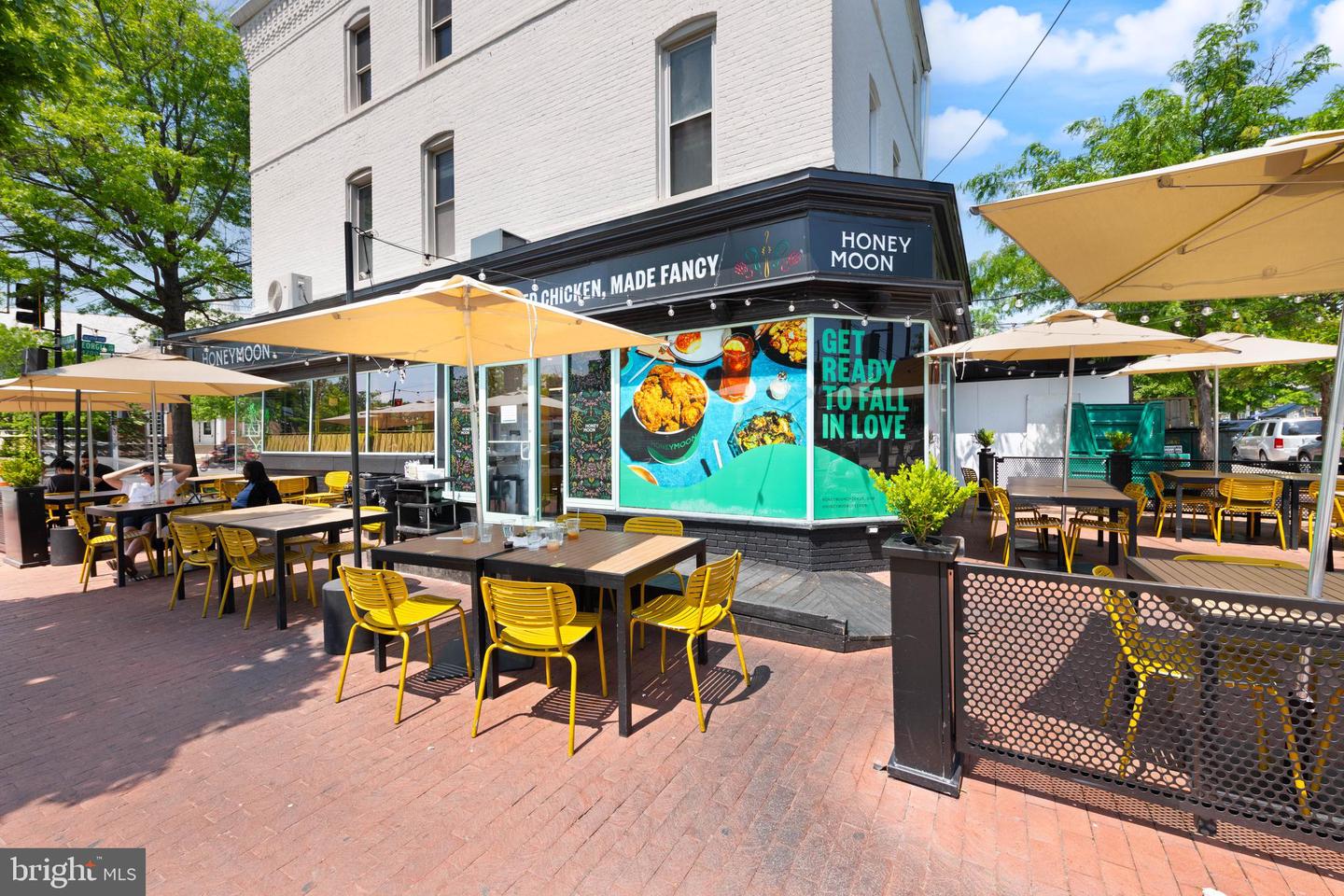 728 Farragut St NW