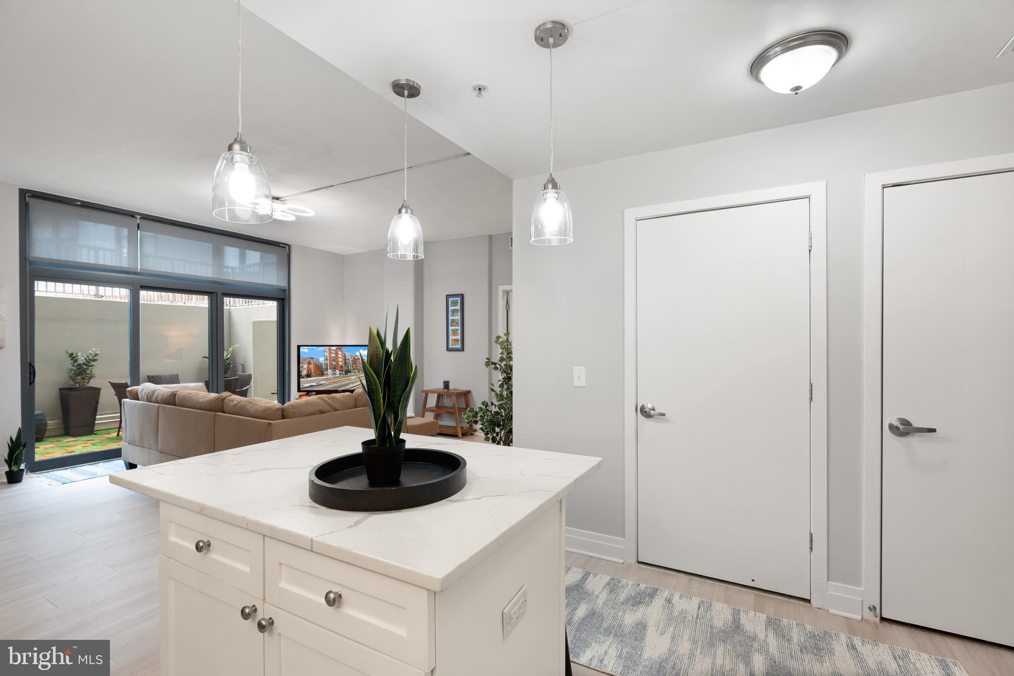 2120 Vermont Ave NW #17