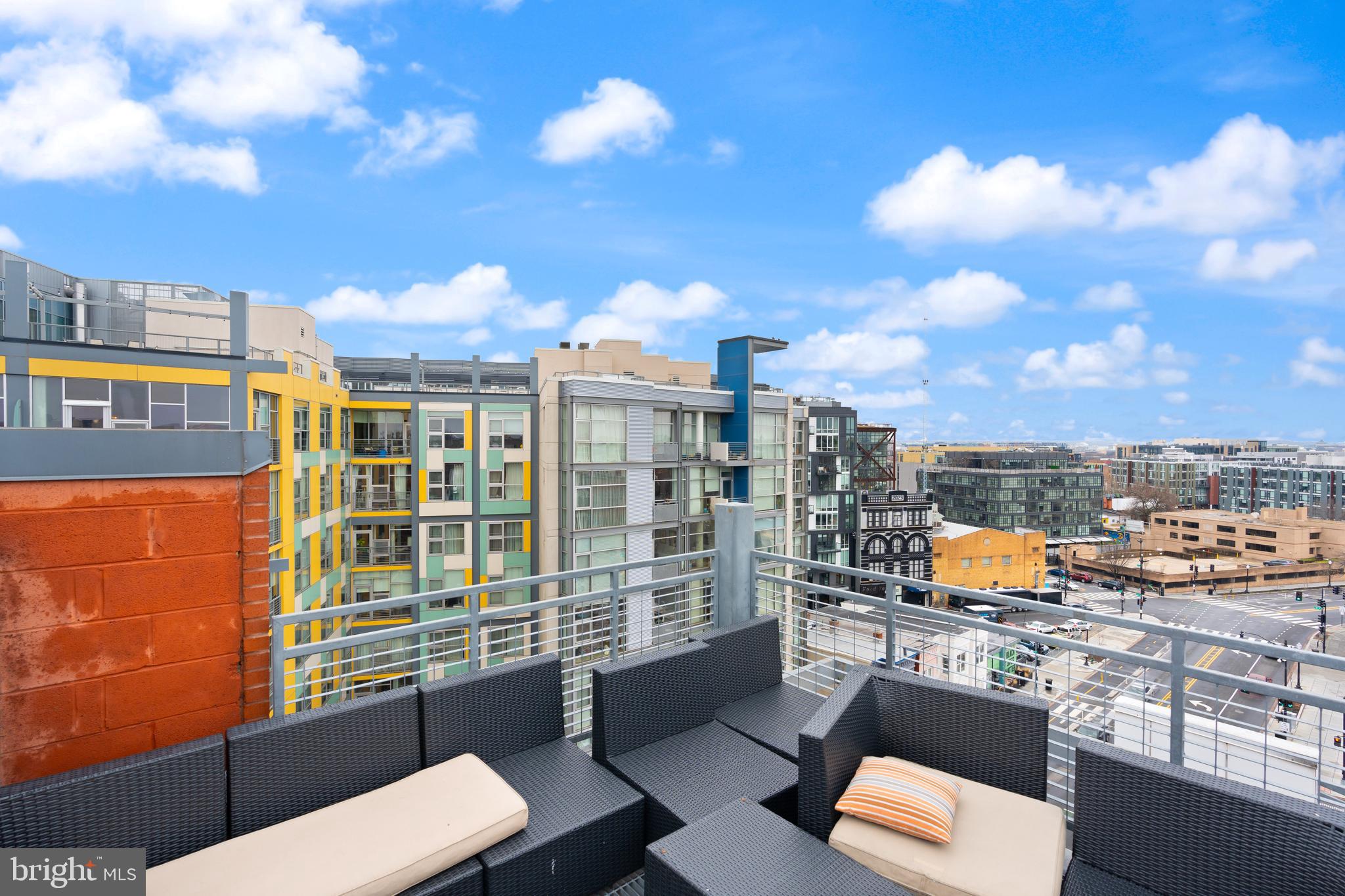 2120 Vermont Ave NW #17