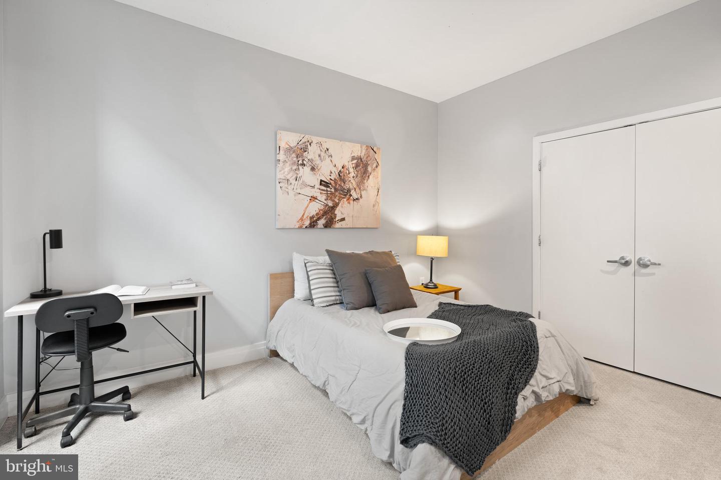 2120 Vermont Ave NW #17