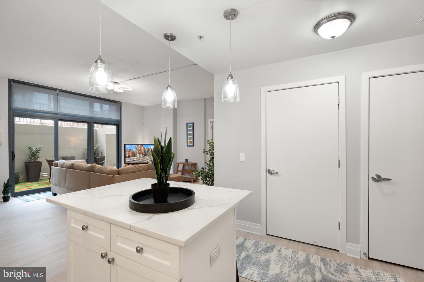 2120 Vermont Ave NW #17