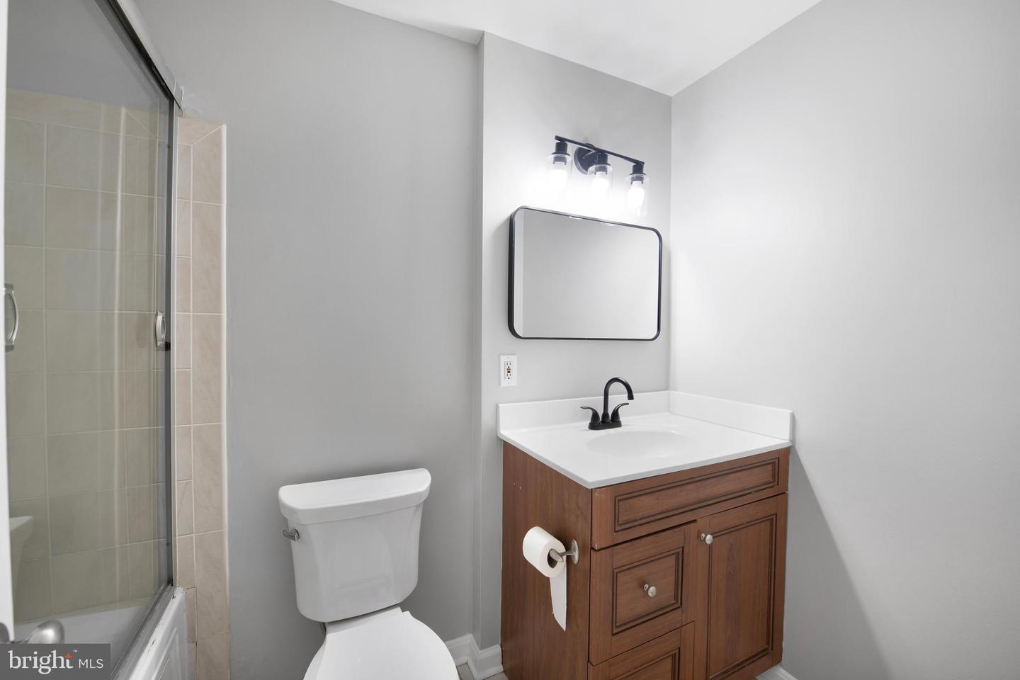 903 R ST NW #1
