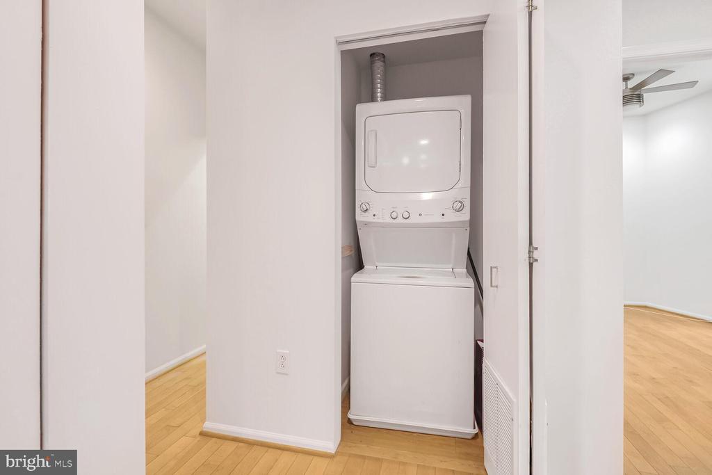 424 Q ST NW #F
