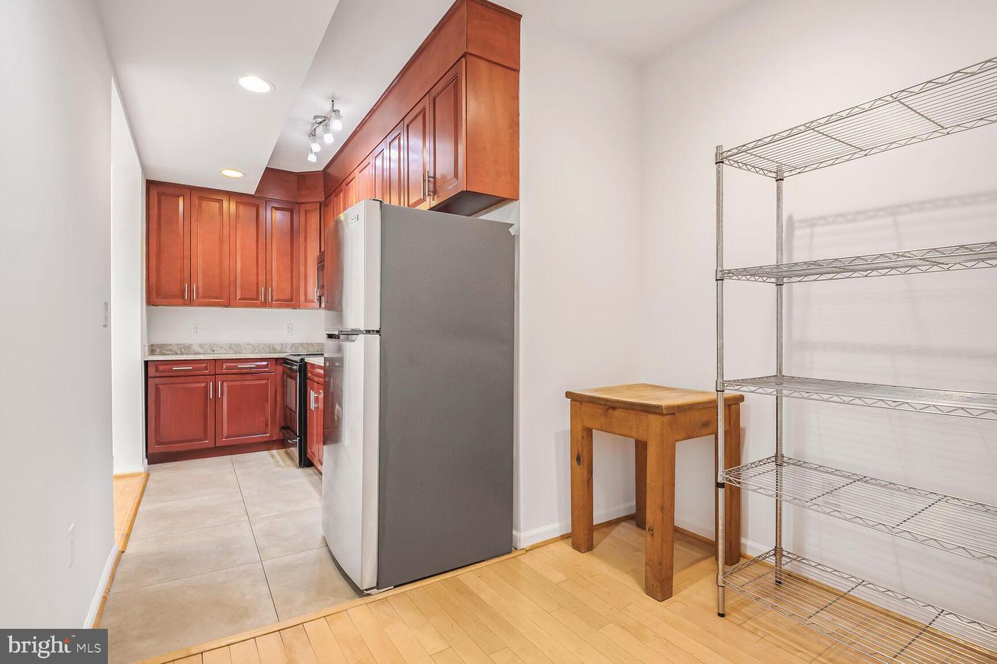 424 Q ST NW #F