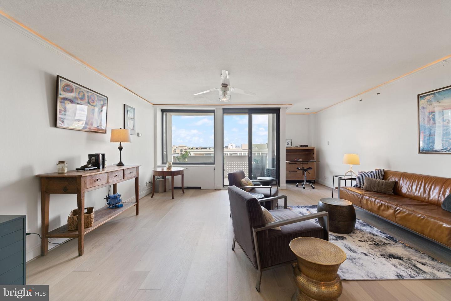 490 M St SW #W802