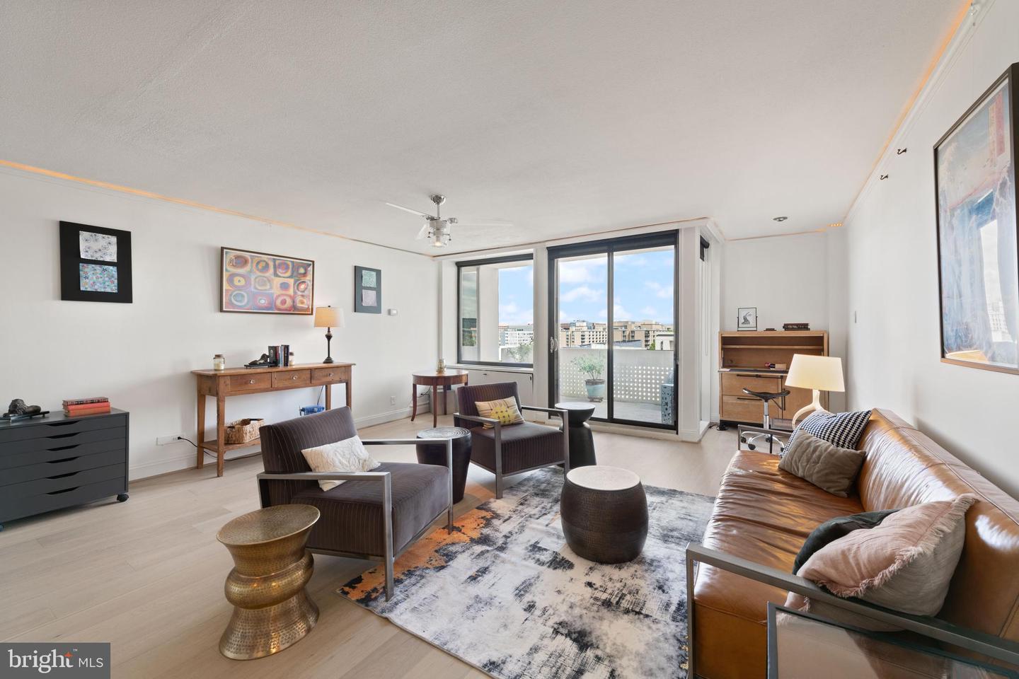 490 M St SW #W802