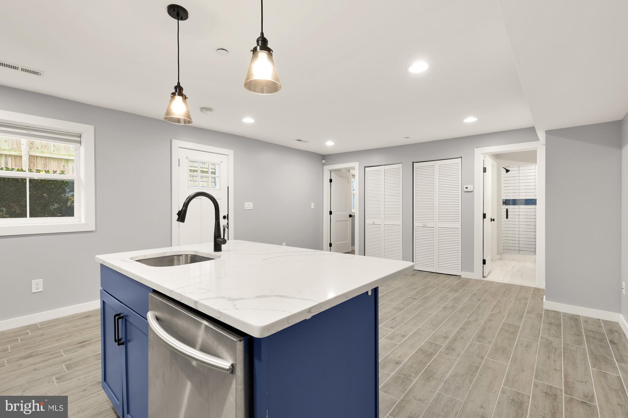 909 WEBSTER ST NW #1