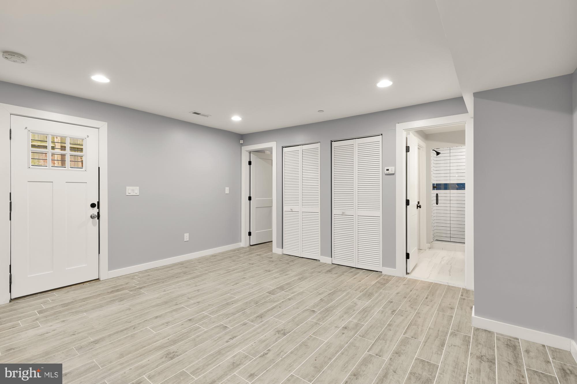 909 WEBSTER ST NW #1