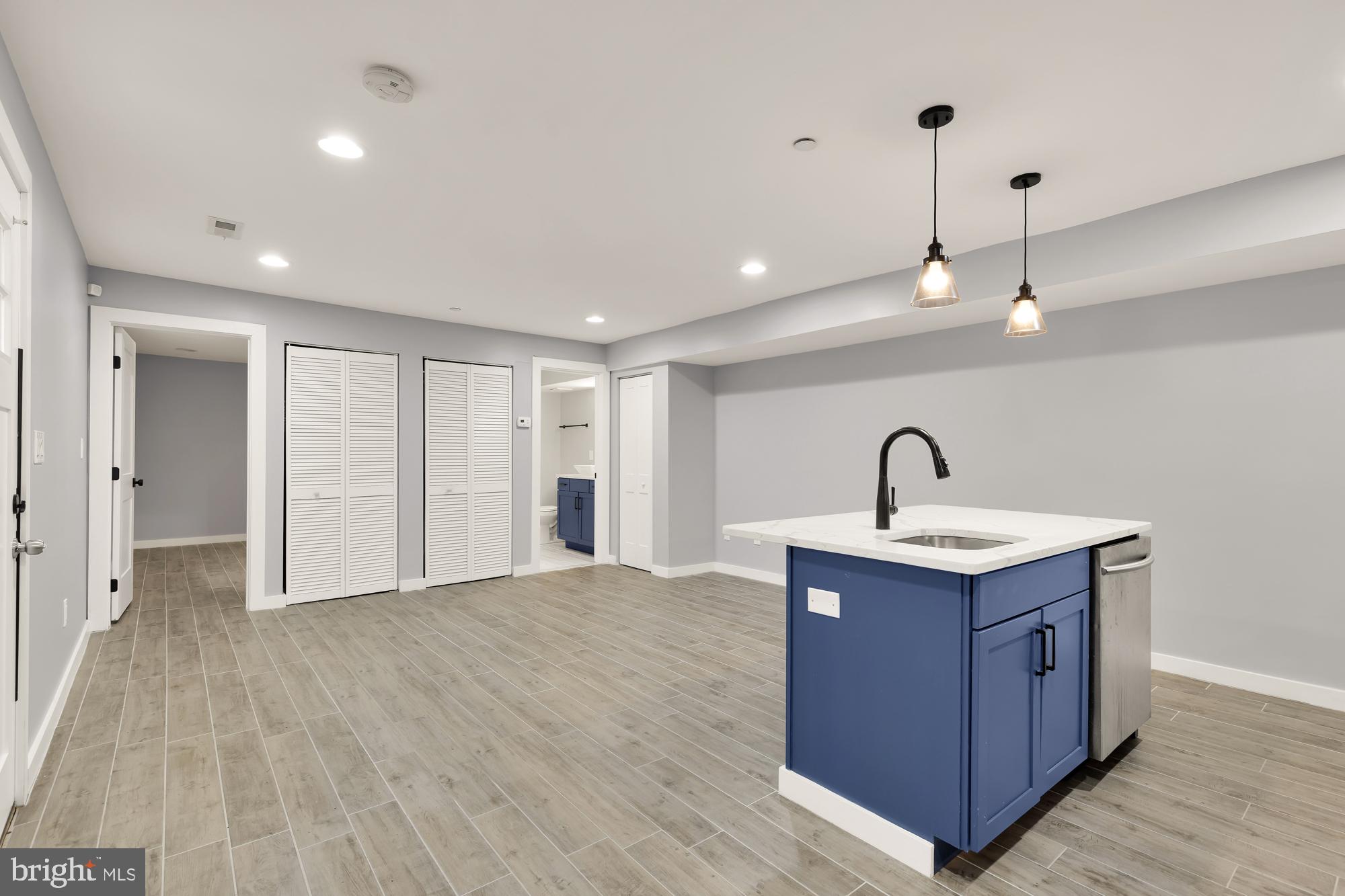 909 WEBSTER ST NW #1