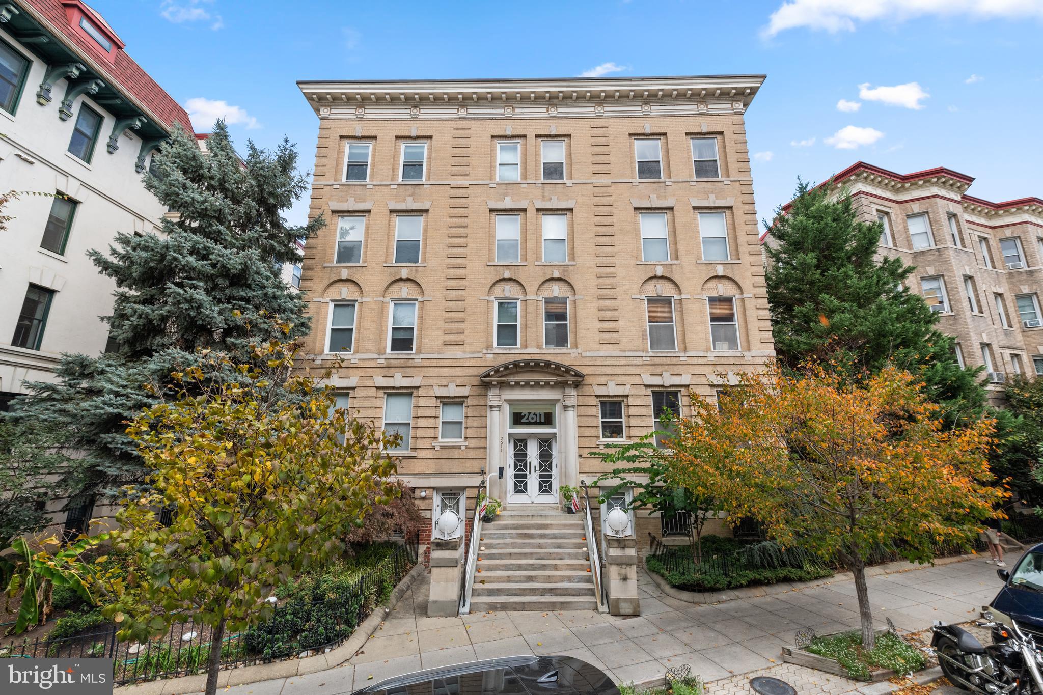 2611 Adams Mill Rd NW #208