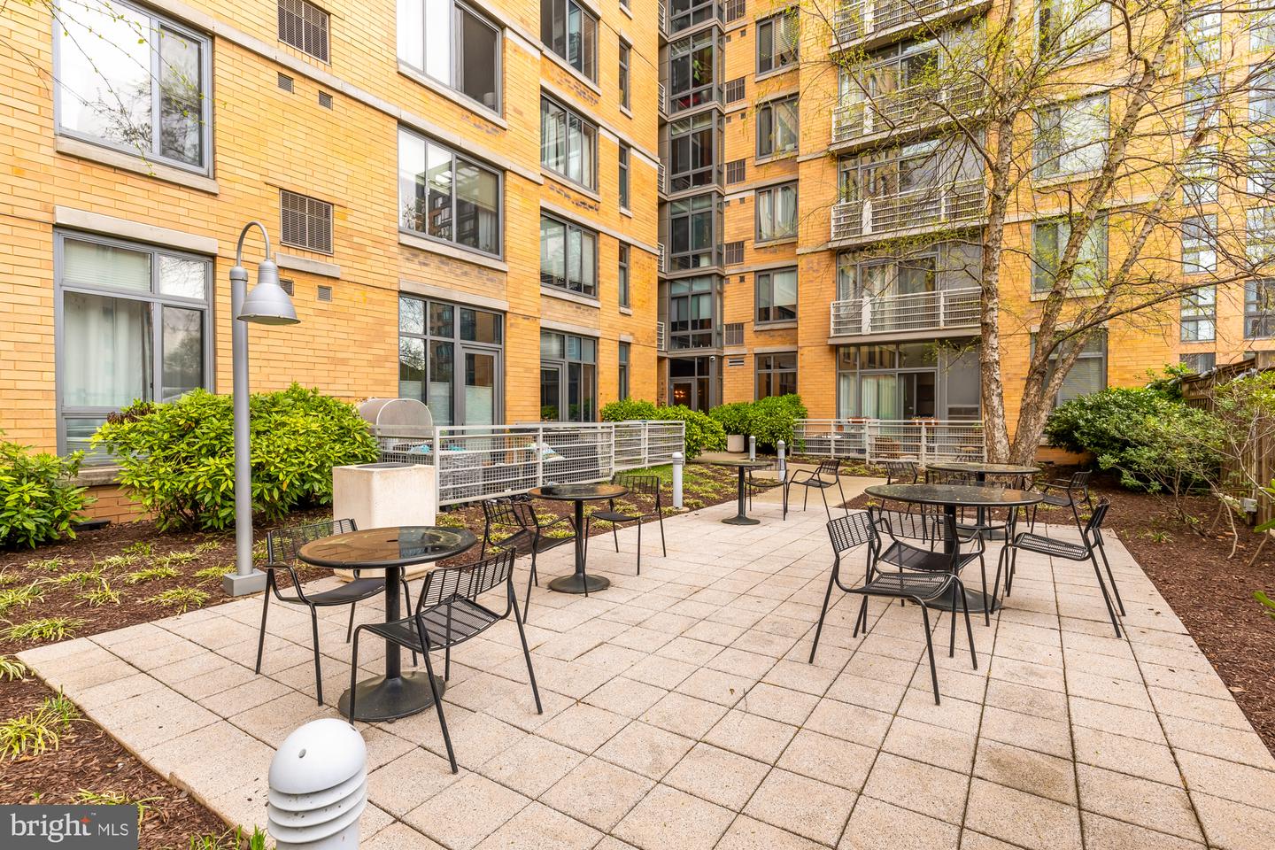 440 L ST NW #311