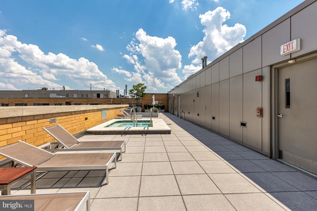 440 L ST NW #311