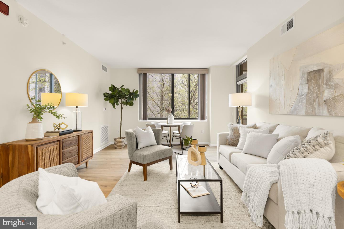 440 L St NW #311