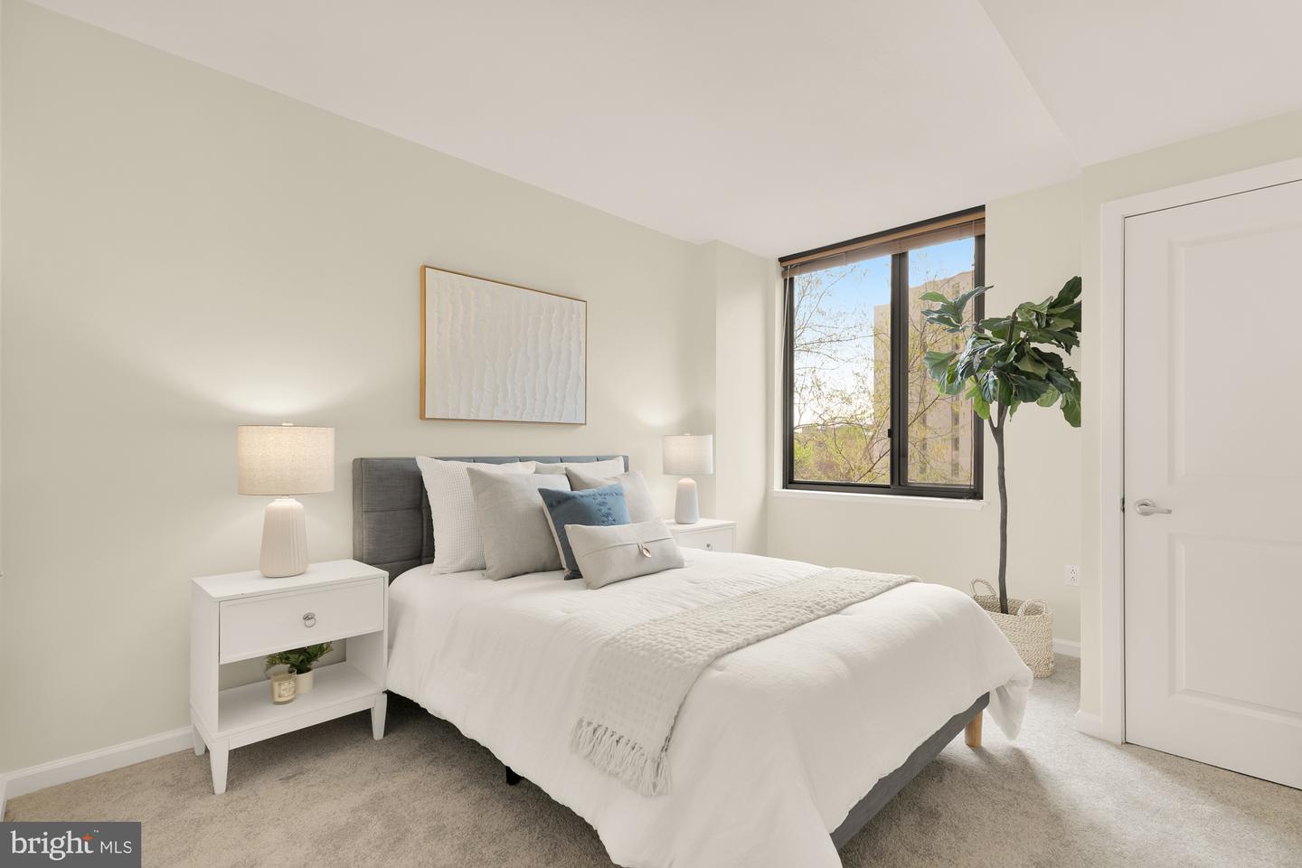 440 L St NW #311