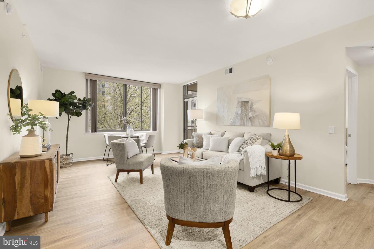 440 L St NW #311