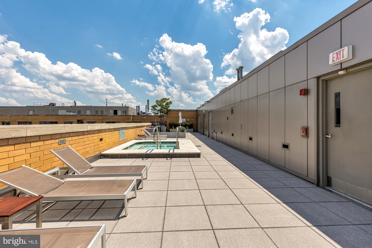 440 L St NW #311