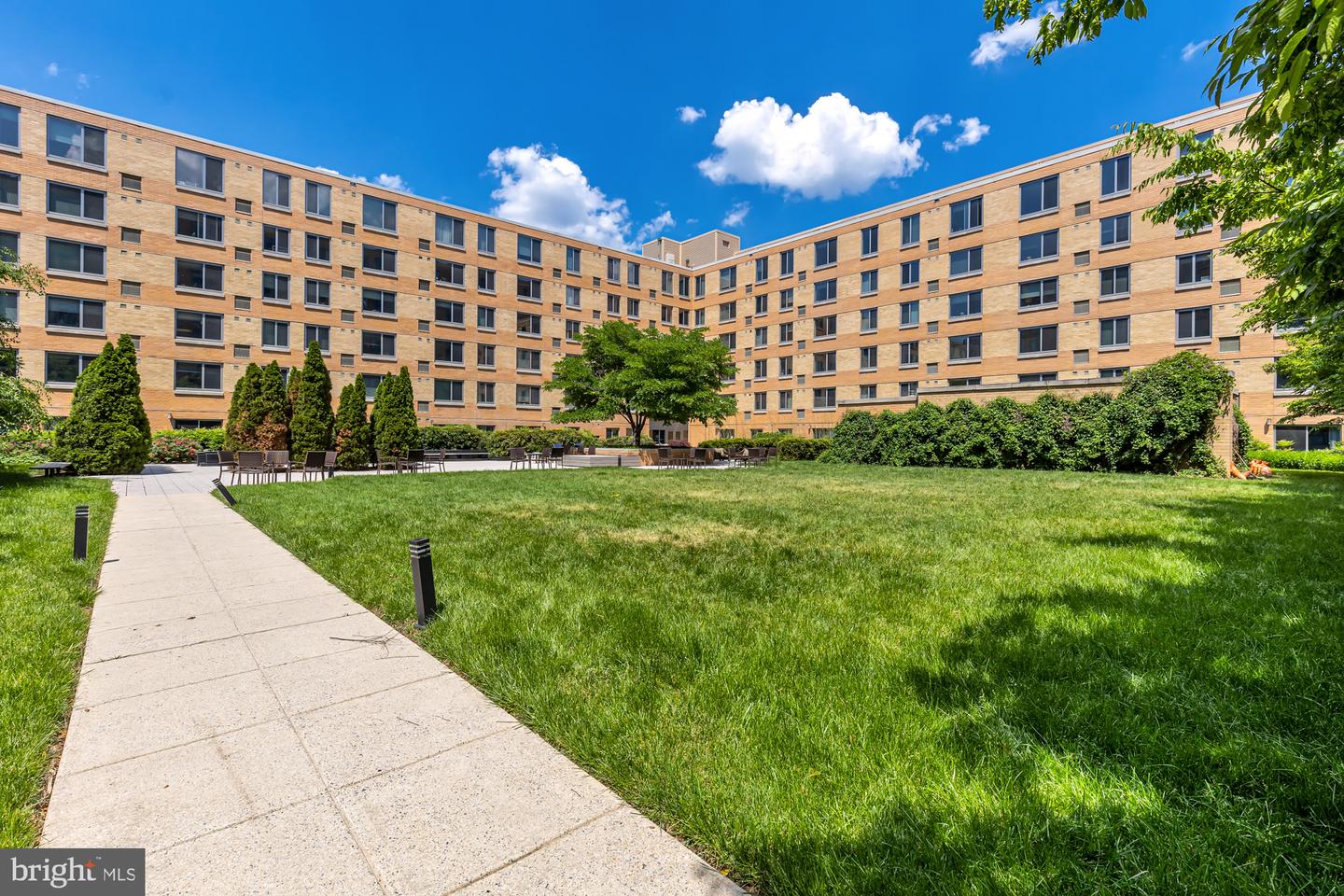 440 L St NW #311