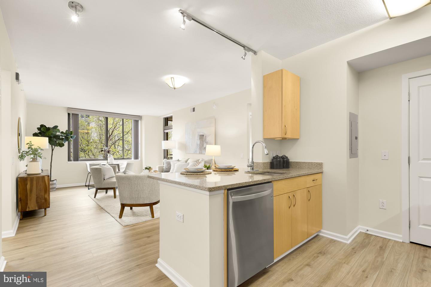 440 L St NW #311