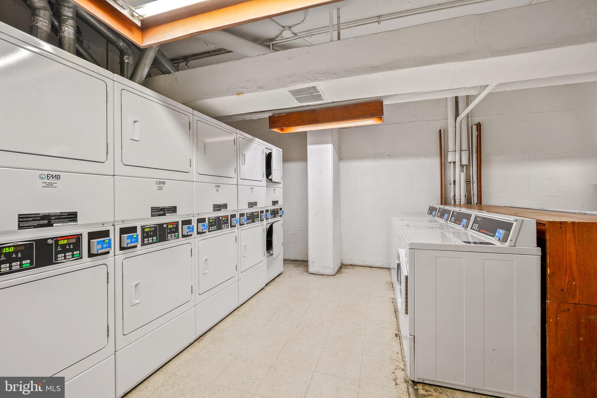 1545 18TH ST NW #215