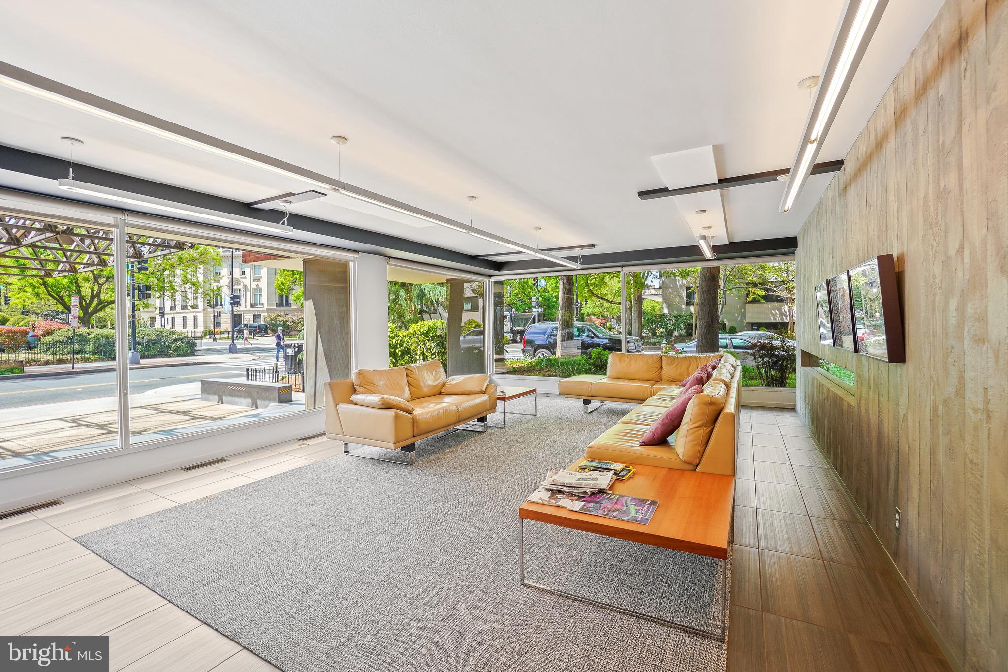 1545 18TH ST NW #215