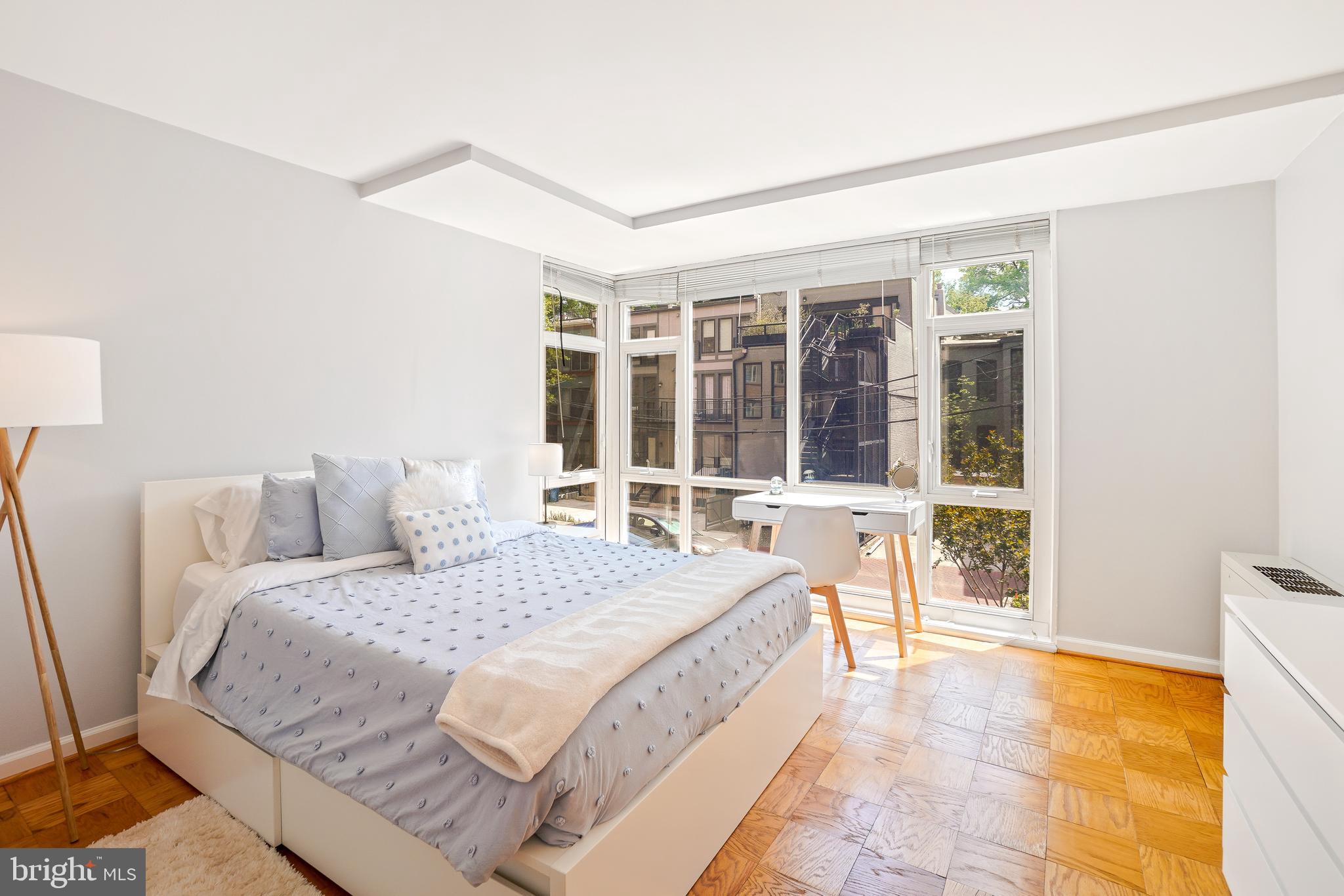 1545 18TH ST NW #215