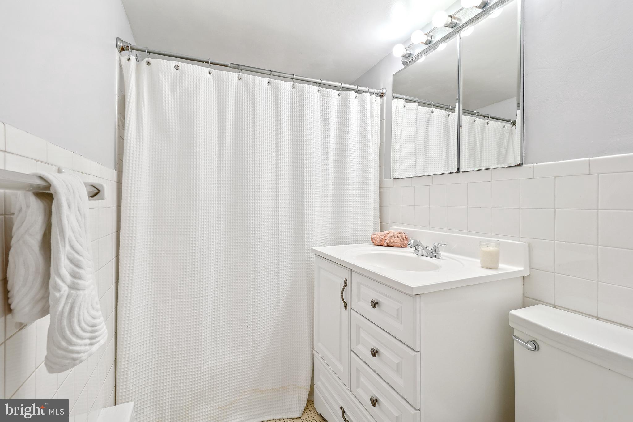 1545 18TH ST NW #215