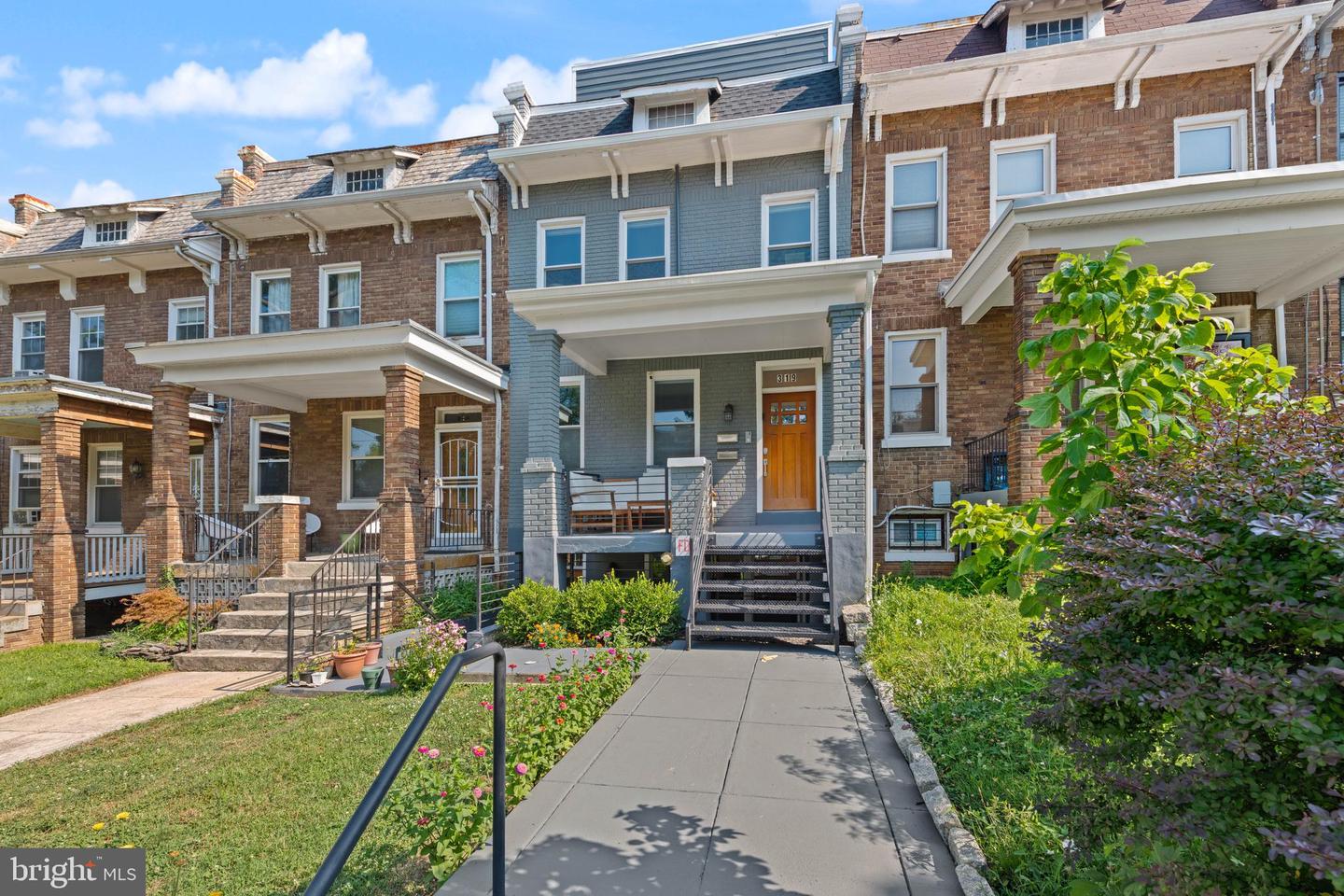 319 Varnum St NW #3