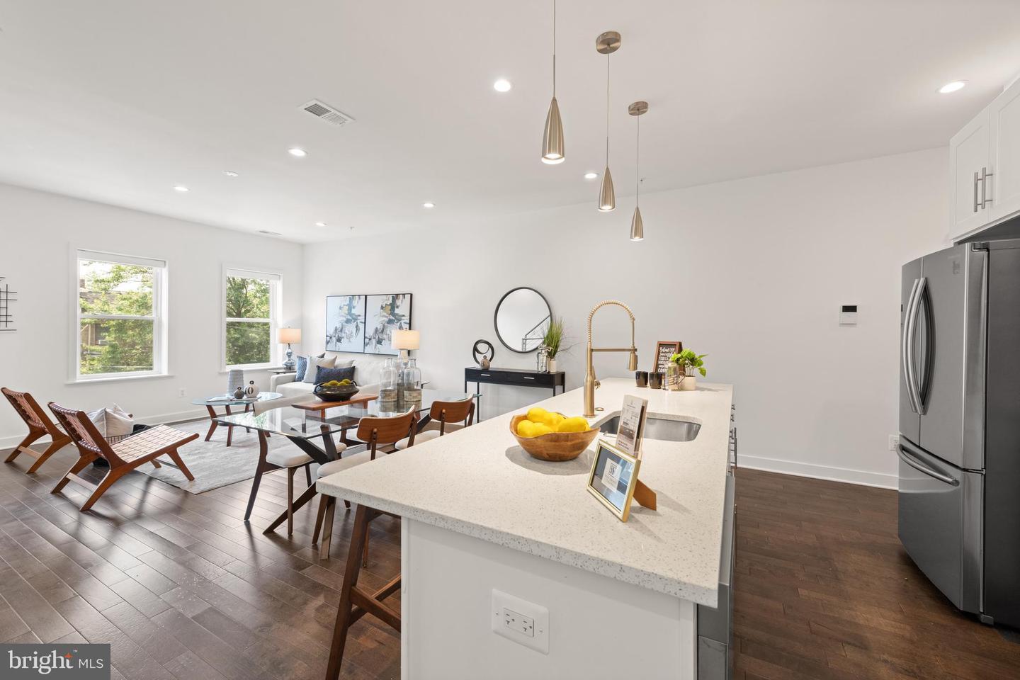 319 Varnum St NW #3