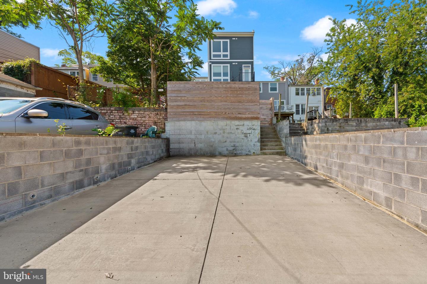 319 Varnum St NW #3