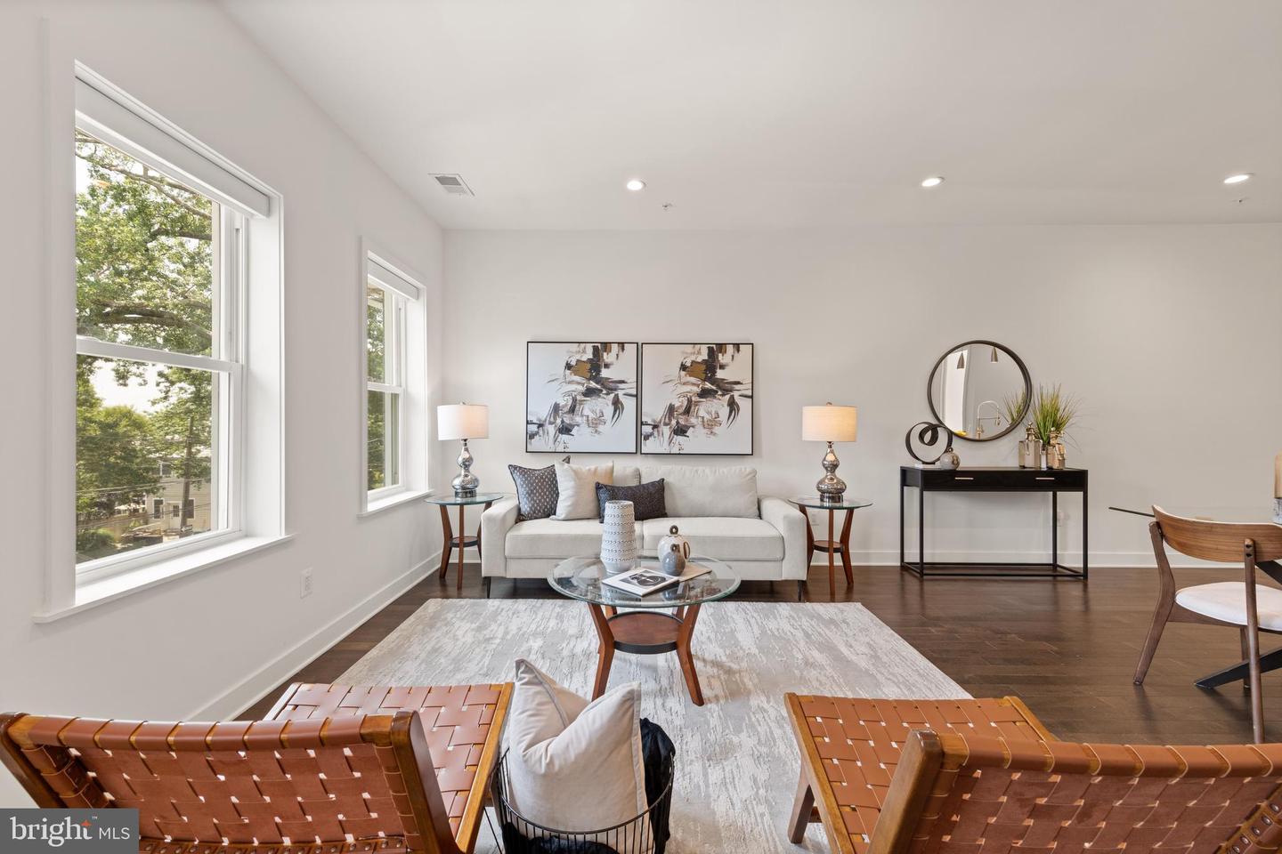 319 Varnum St NW #3