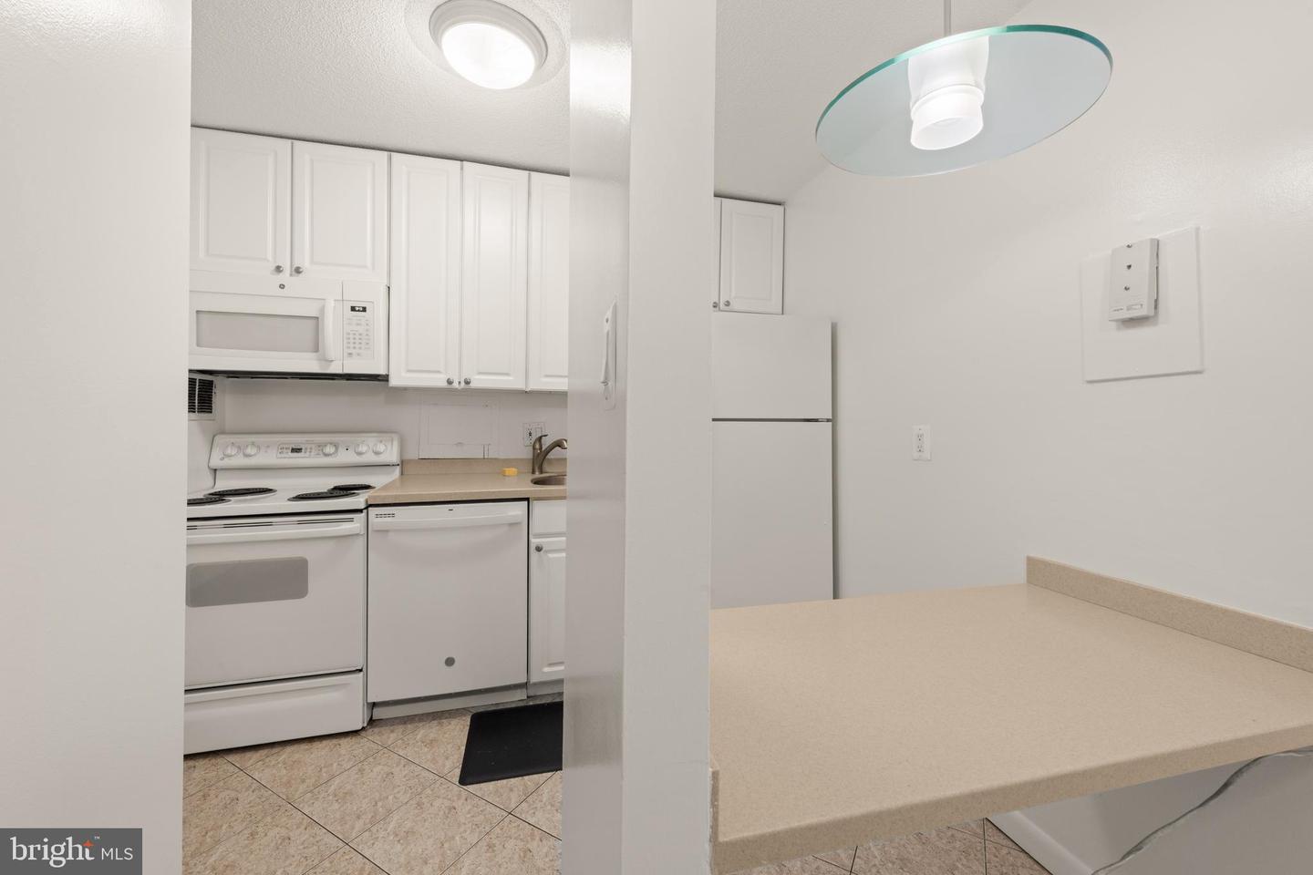 1718 P St NW #601