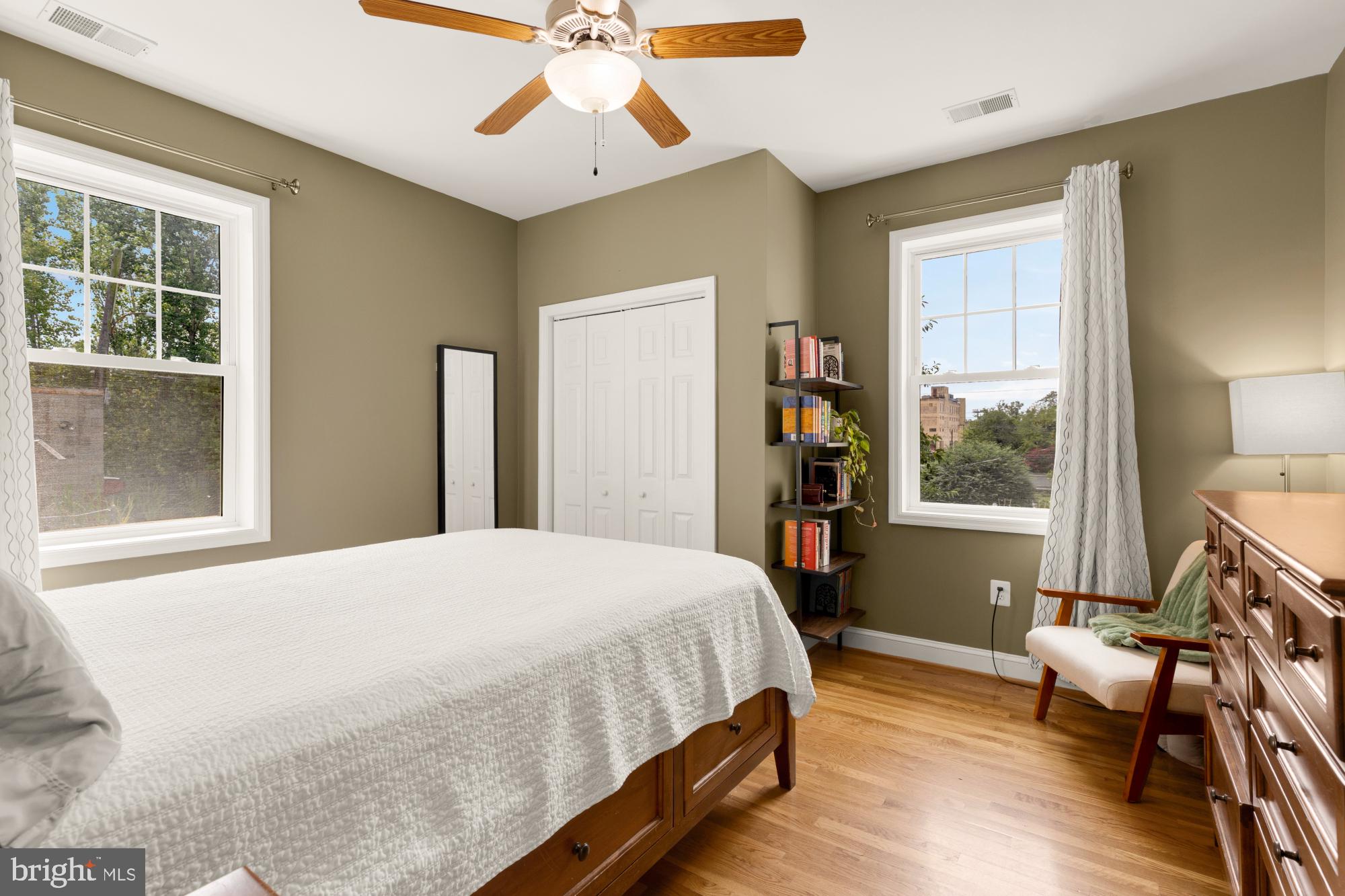 2824 12th St NE #107