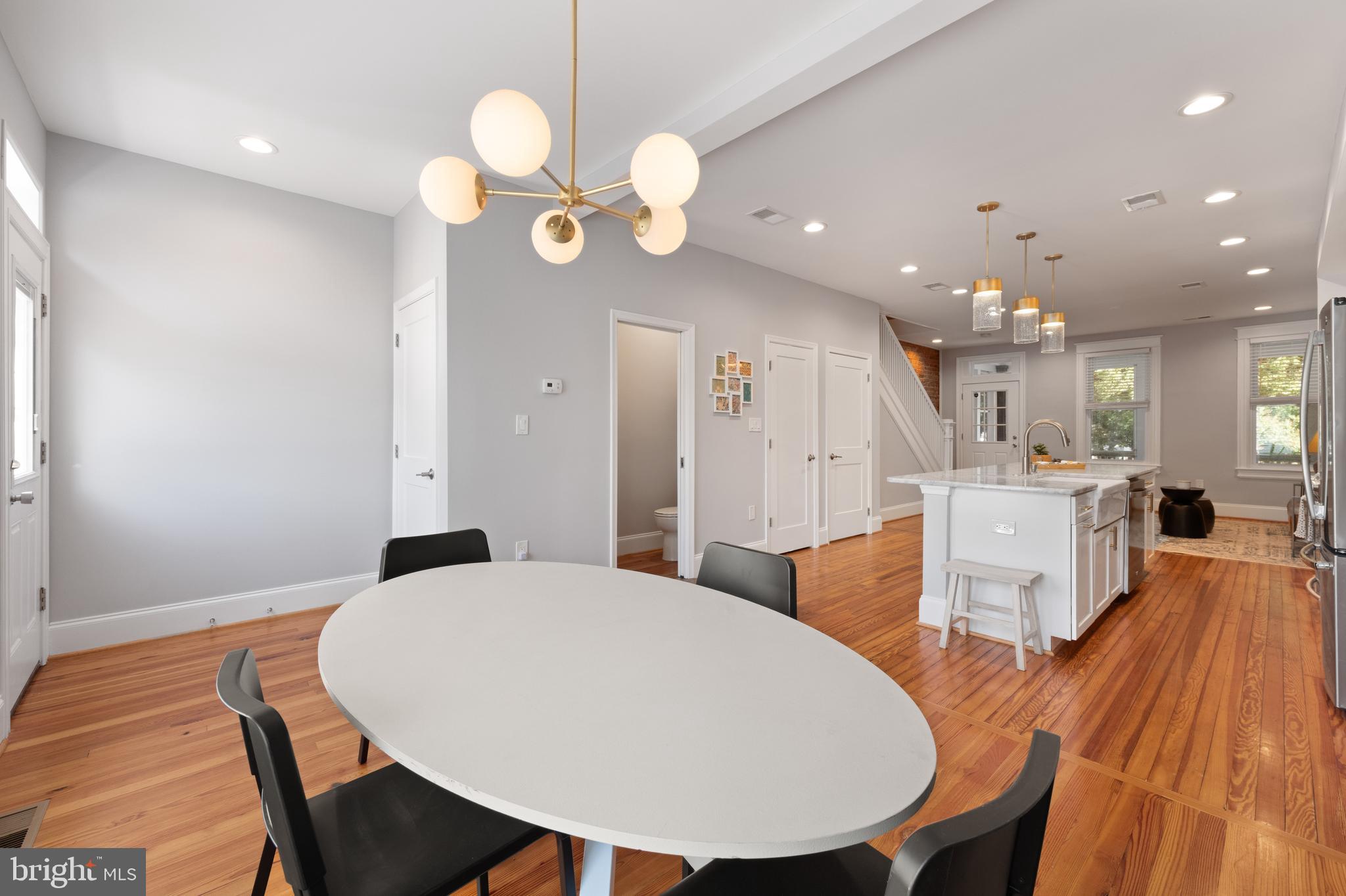 1606 Potomac Ave SE