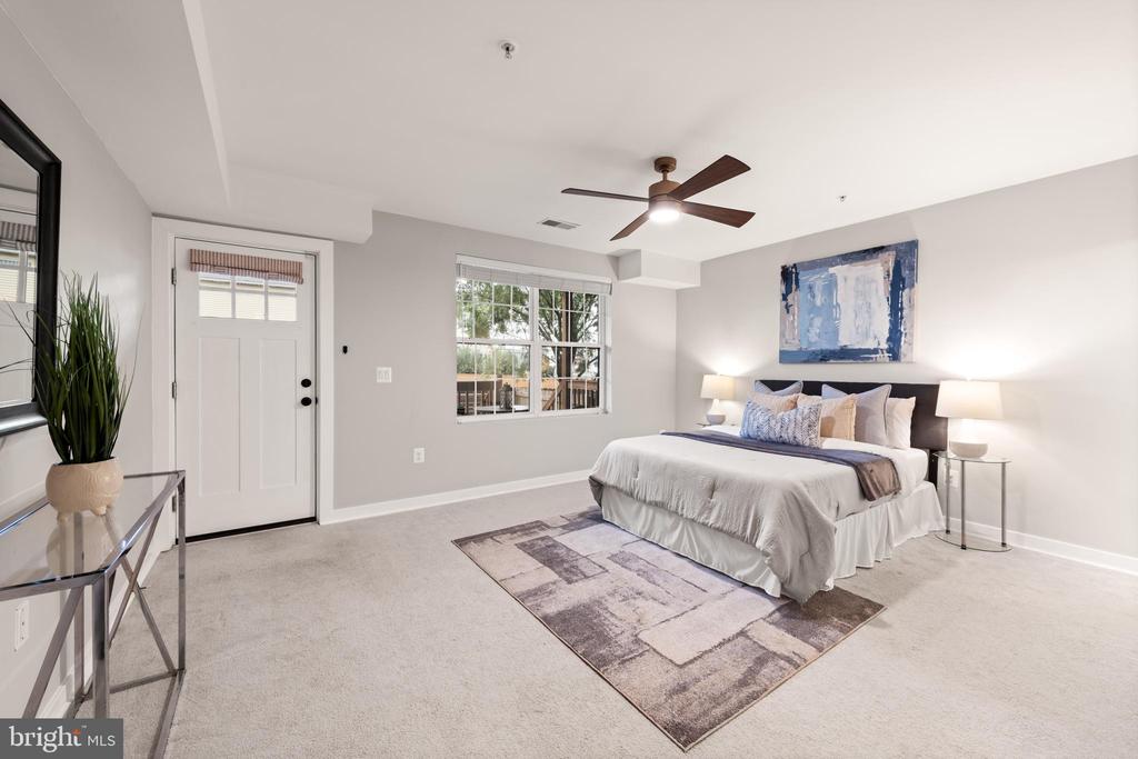 1812 D St NE #1