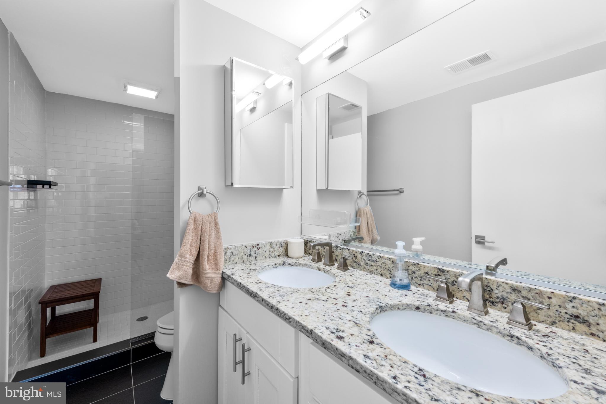 1812 D St NE #1