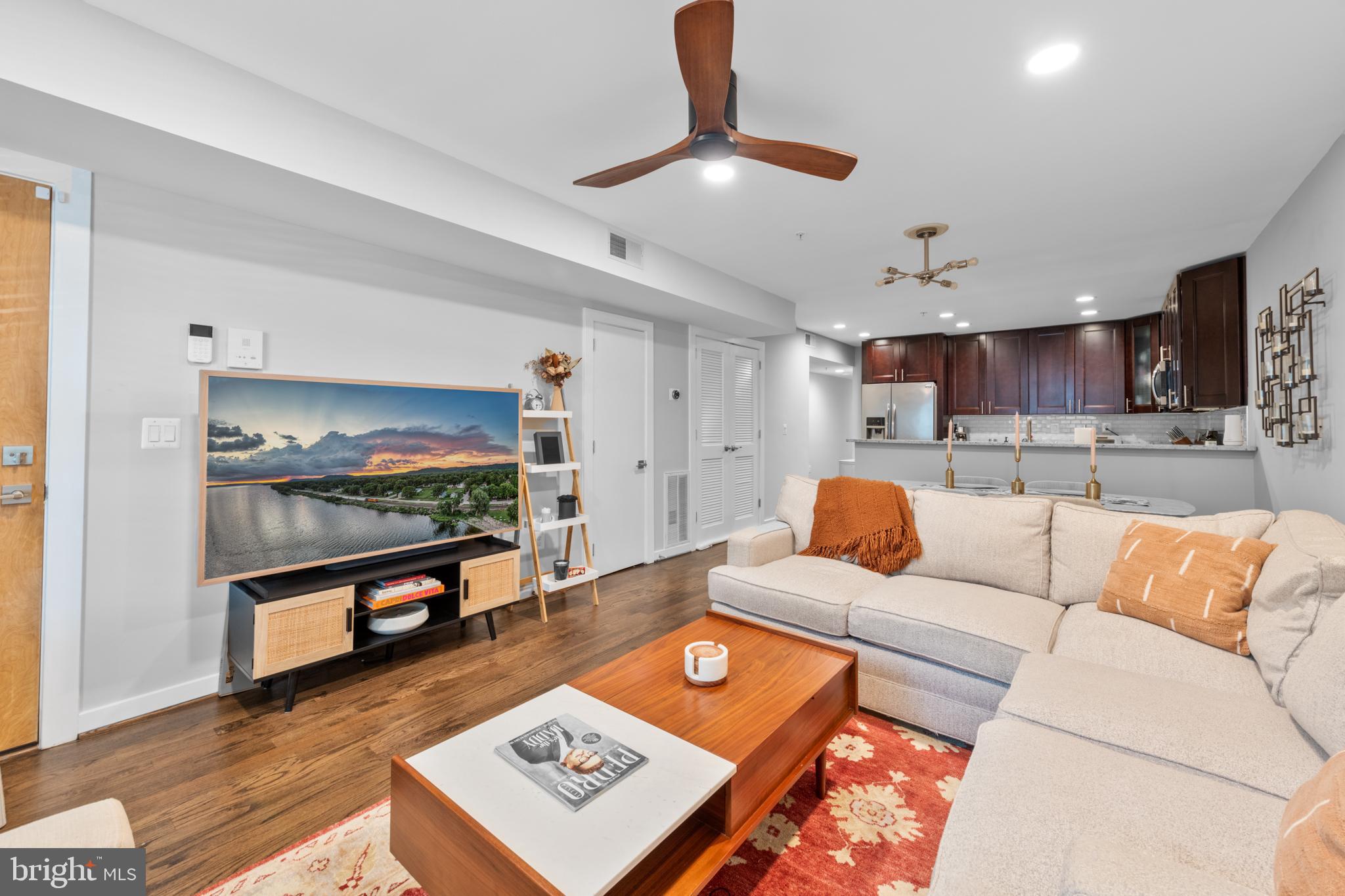 1812 D St NE #1