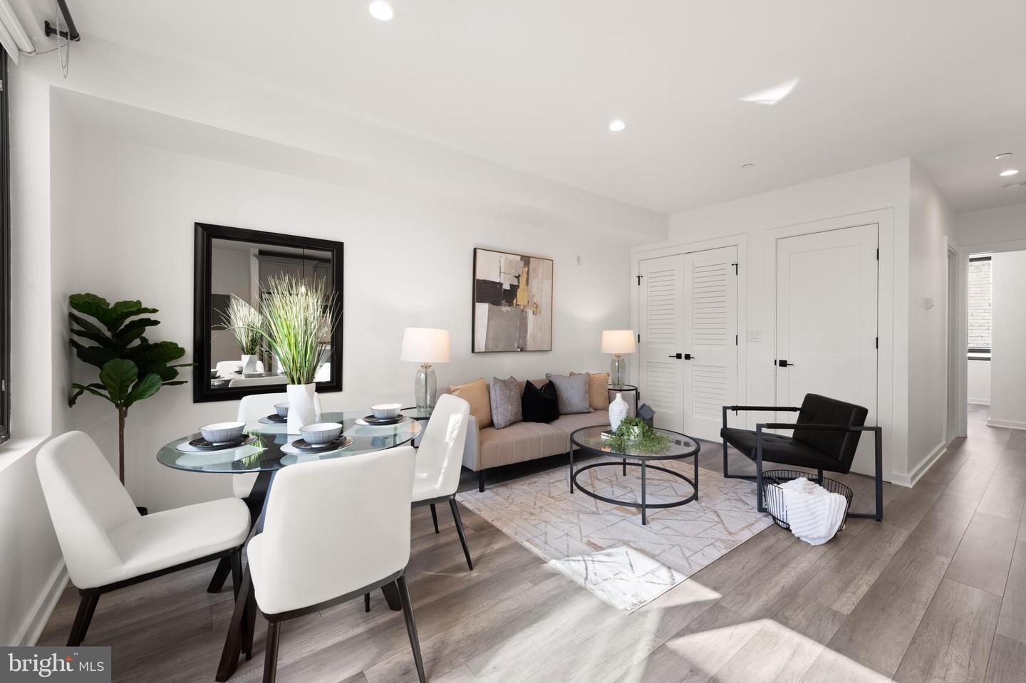 2612 University Pl NW #8