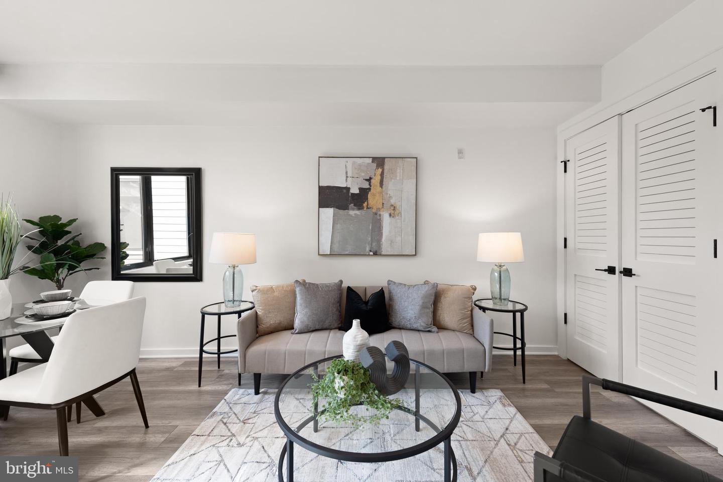 2612 University Pl NW #8