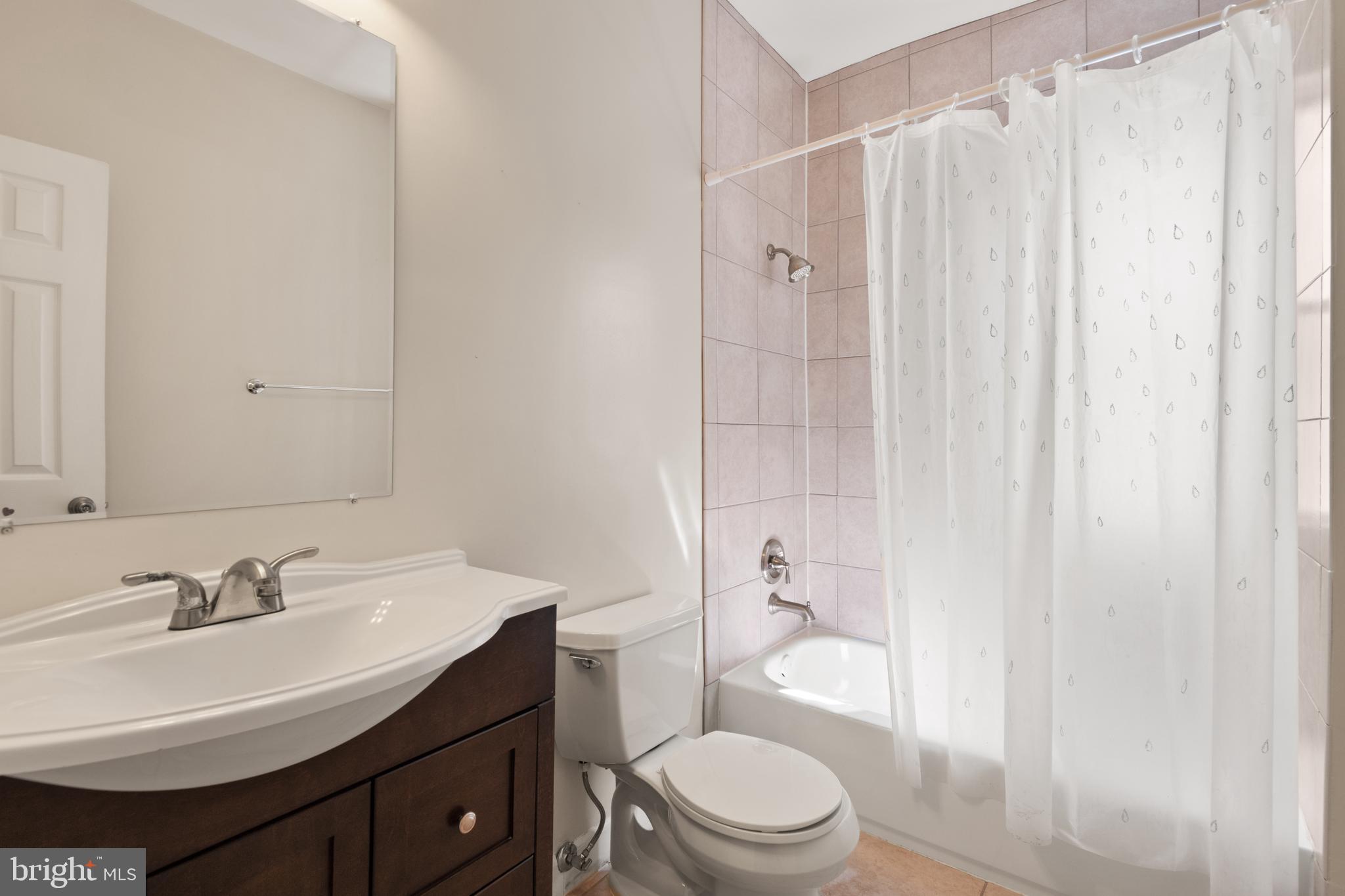 764 HARVARD STREET NW