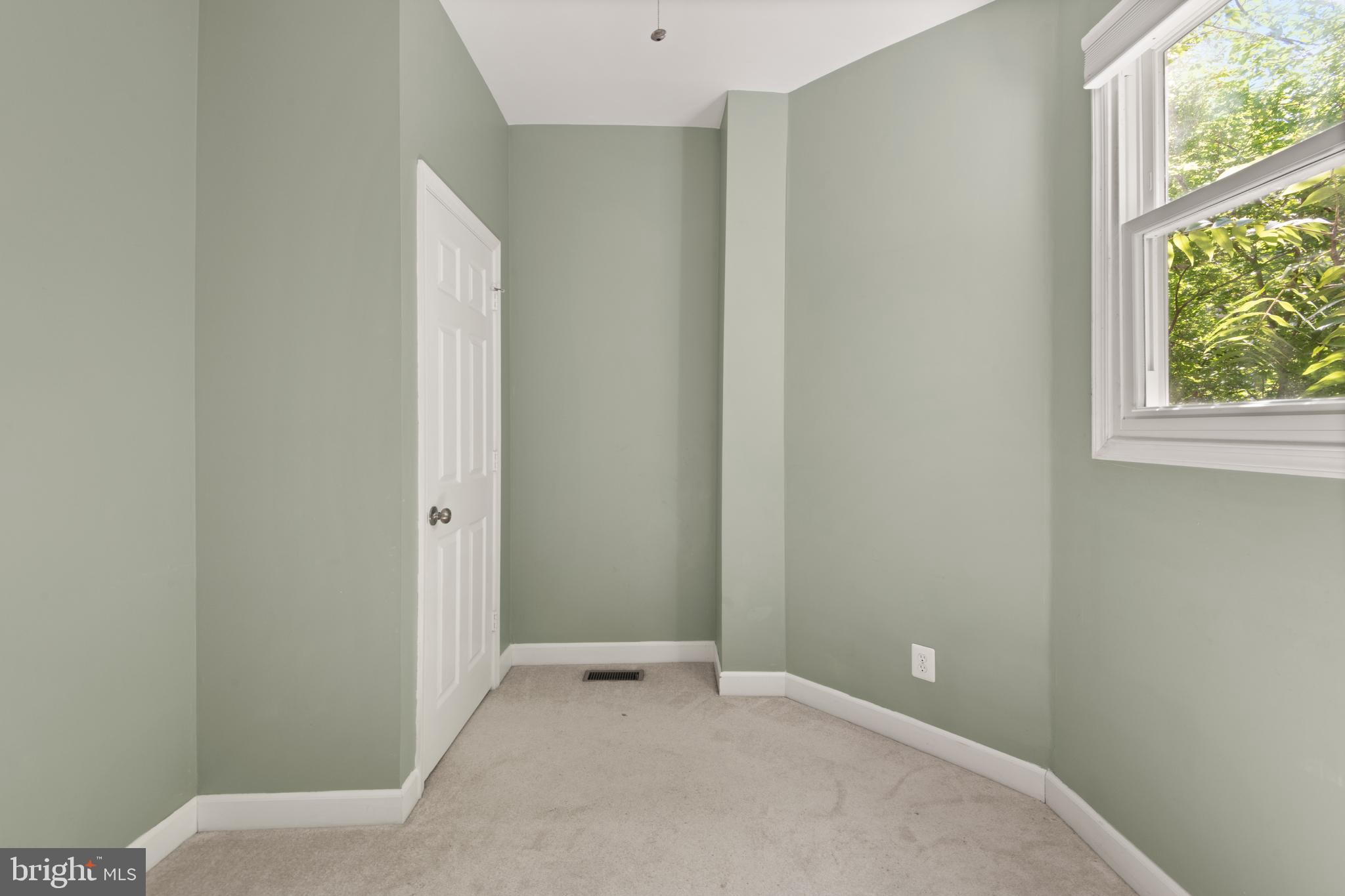 764 HARVARD STREET NW