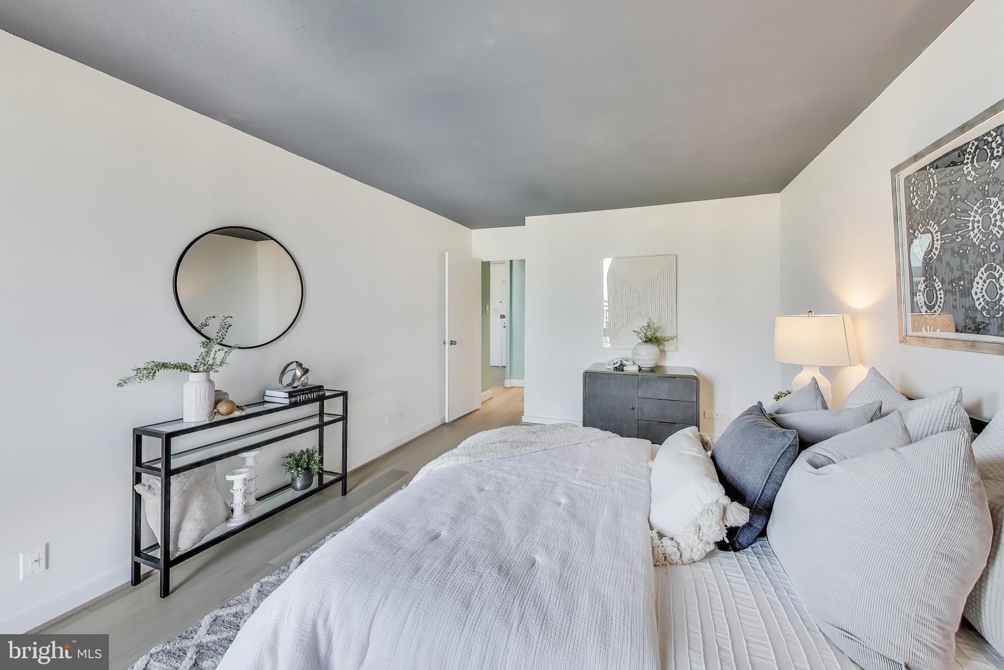 490 M STREET SW W802