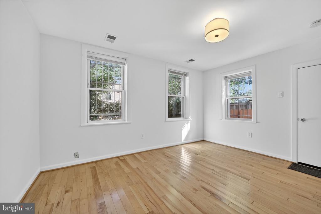 511 P STREET NW 2