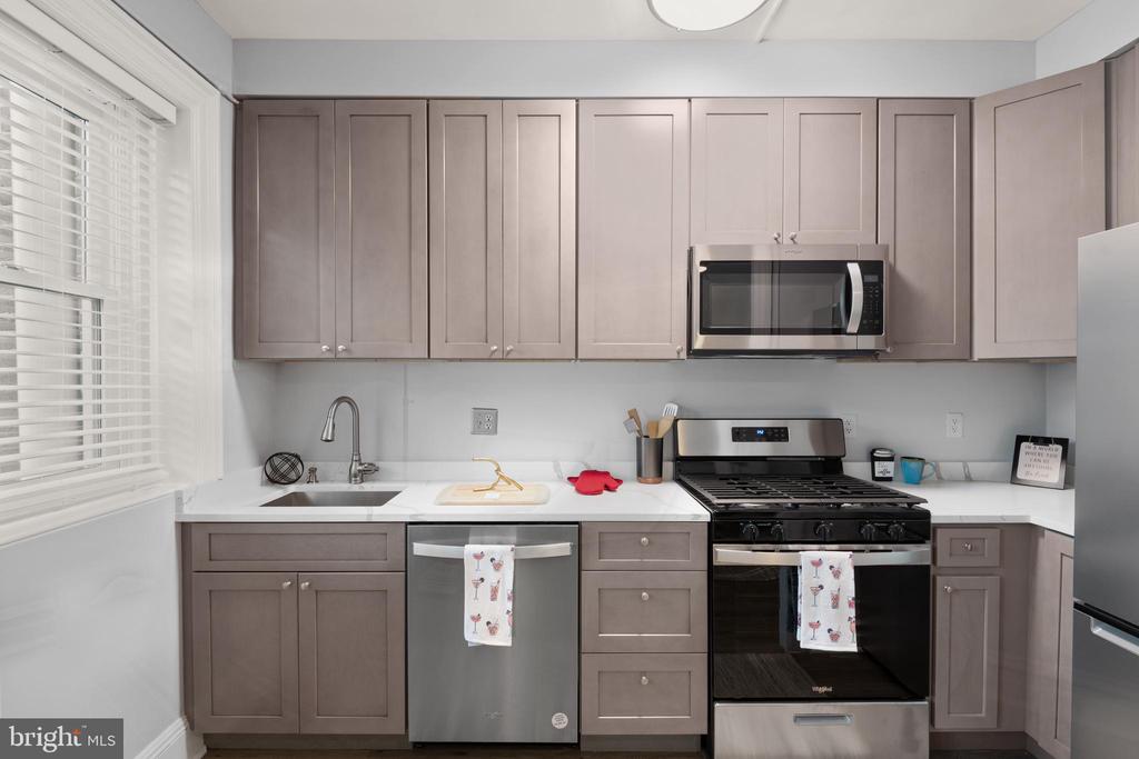 2456 20TH STREET NW 507