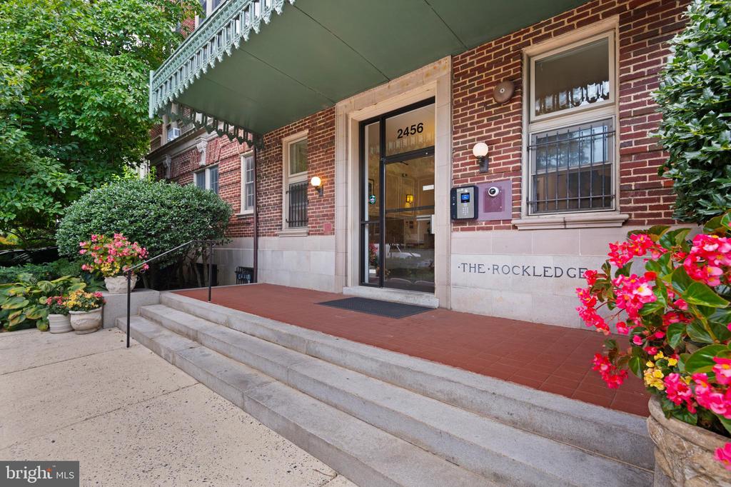 2456 20TH STREET NW 507