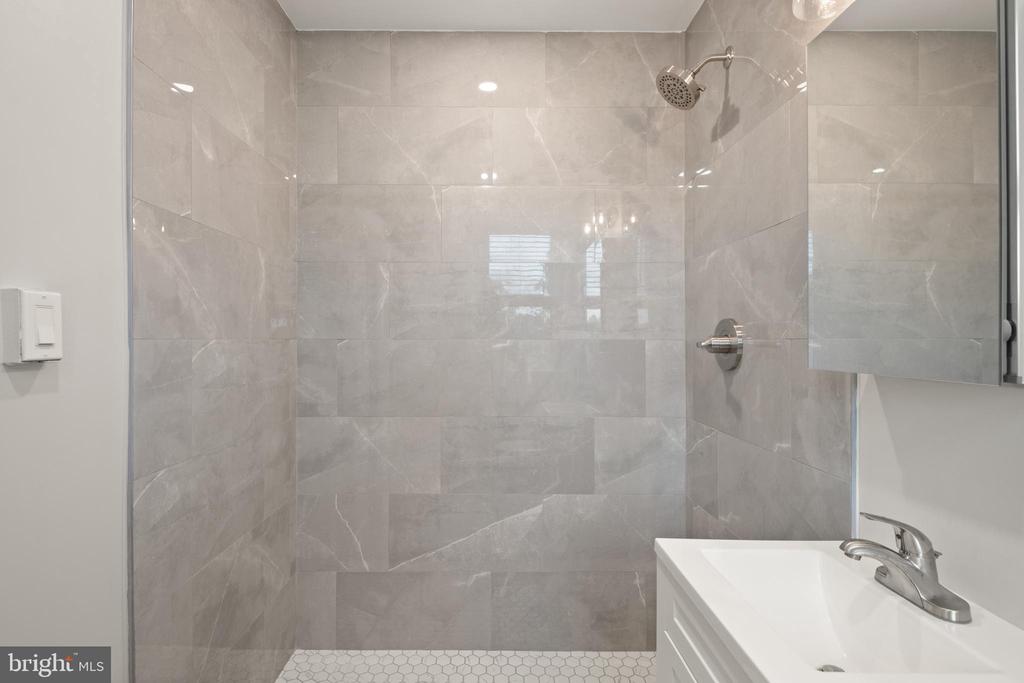 2456 20TH STREET NW 507
