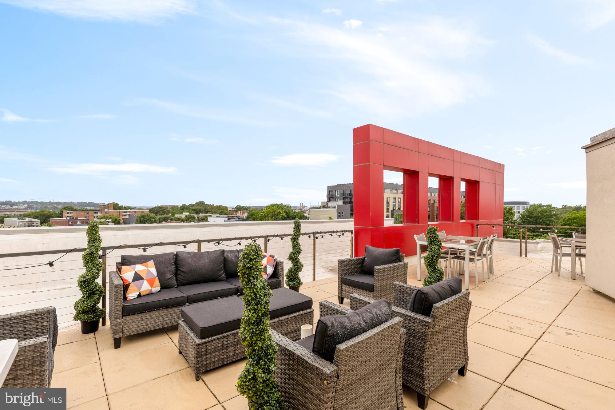 1500 PENNSYLVANIA AVENUE SE 305