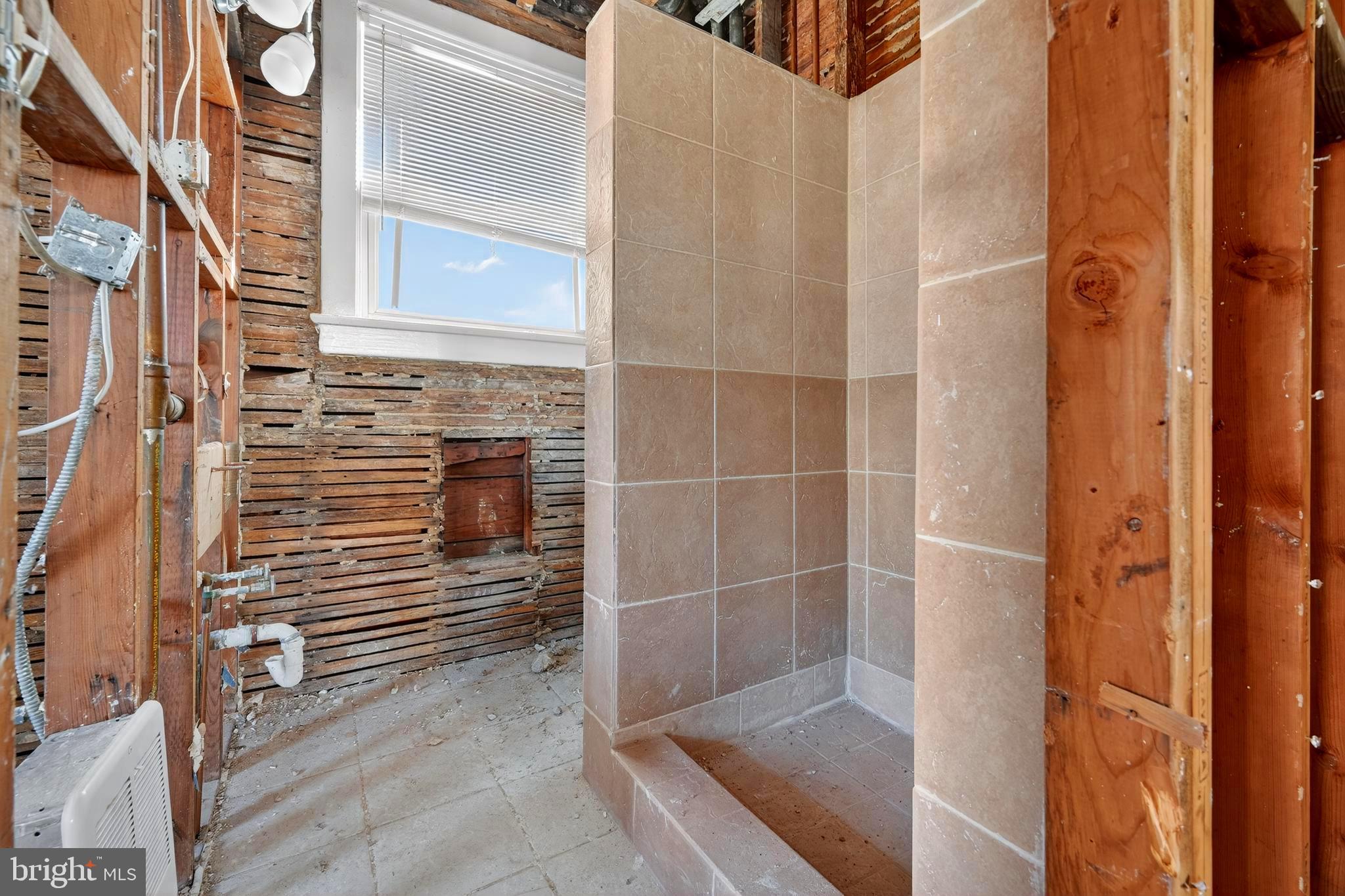 1211 DELAFIELD PLACE NW