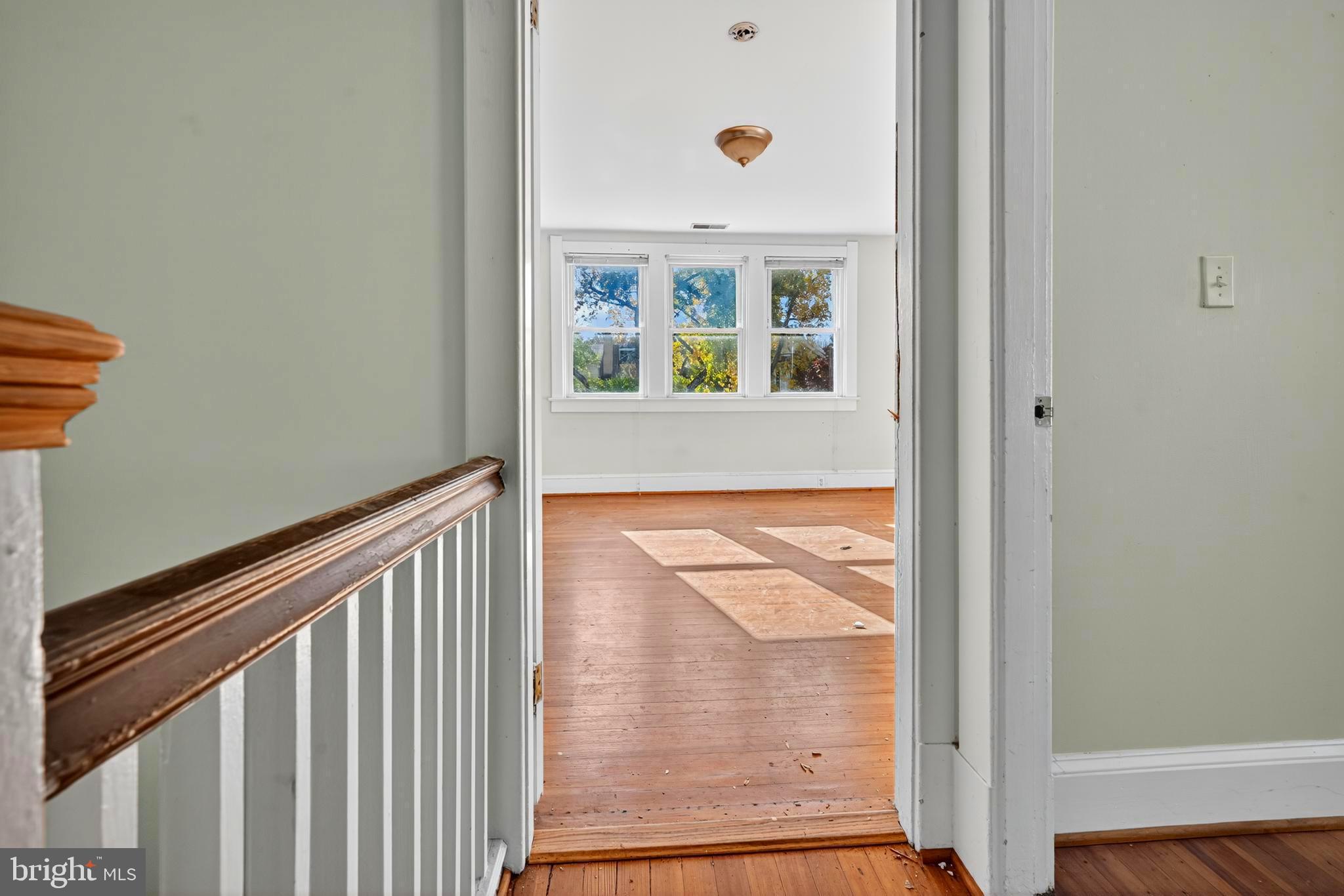 1211 DELAFIELD PLACE NW