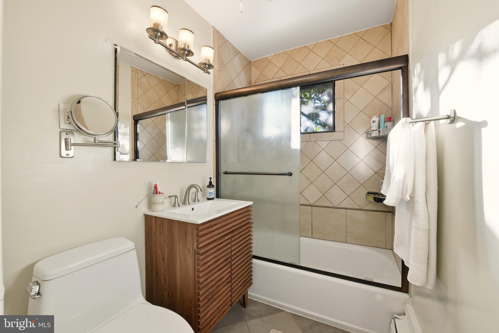 2325 42ND STREET NW 204